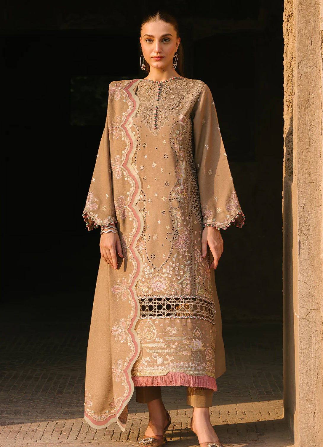 Bin Ilyas - Gulabi Baagh - 154 A | 3 PC Karandi