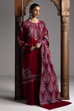 Zara Shahjahan Winter’26-Qirmiz-D7