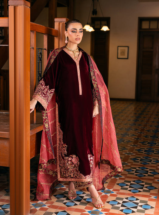 Zainab Chottani Velvet’25-Aima