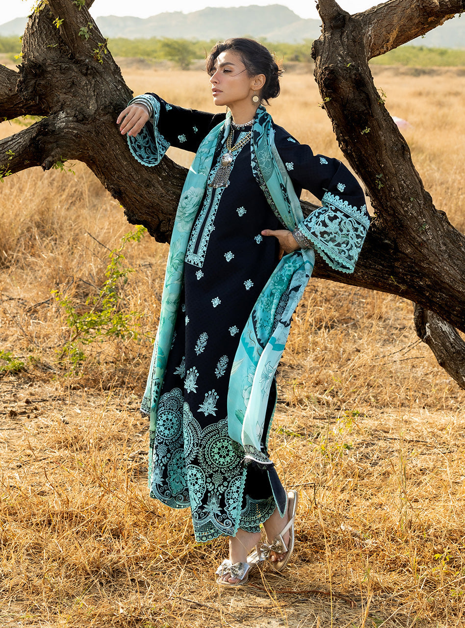 Zainab Chottani Luxury Lawn’26-Silva 10