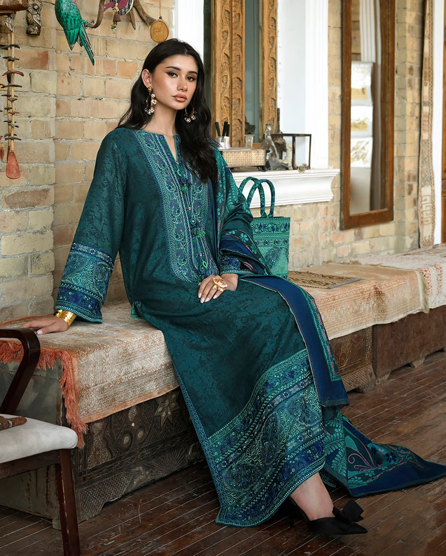 Mushq Broadway Winter’26-Azure Echo