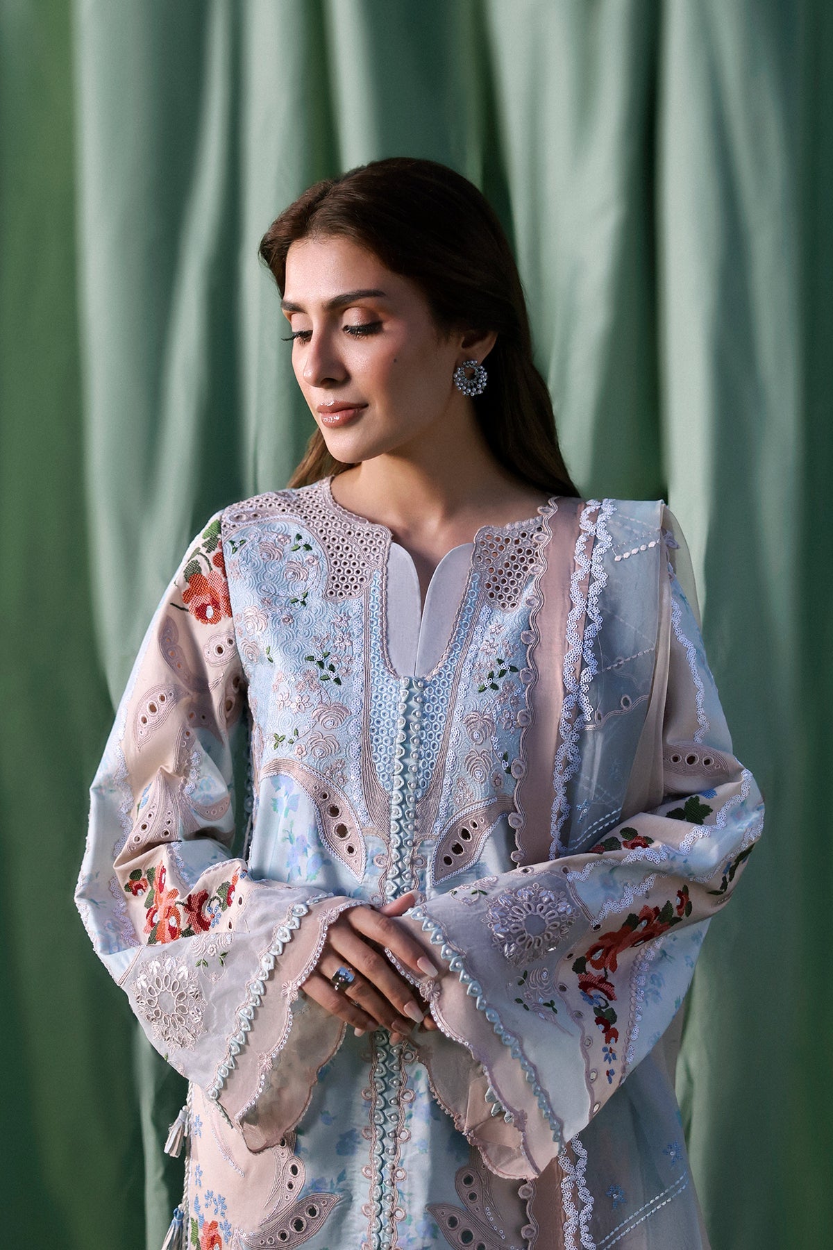 Afrozeh A Lawn’26-Eirene