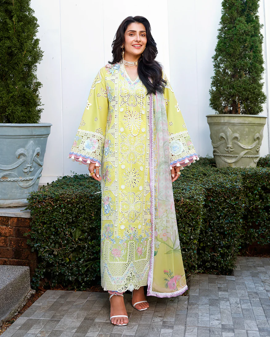 Mushq Luxury Lawn’26-Tender Whisper